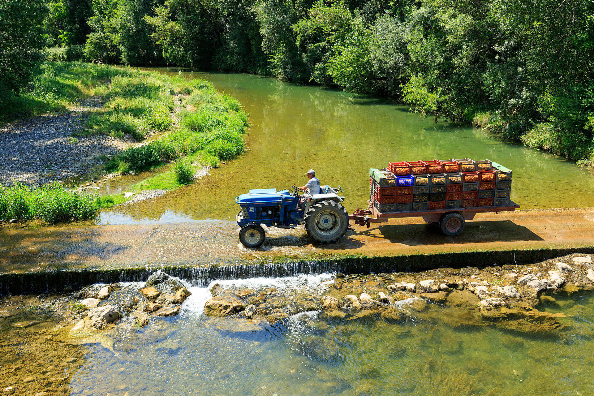 Le fleuve Rhône, Km 579 Ardèche, Baix, Rivière Le Peyre, affluent du Rhône